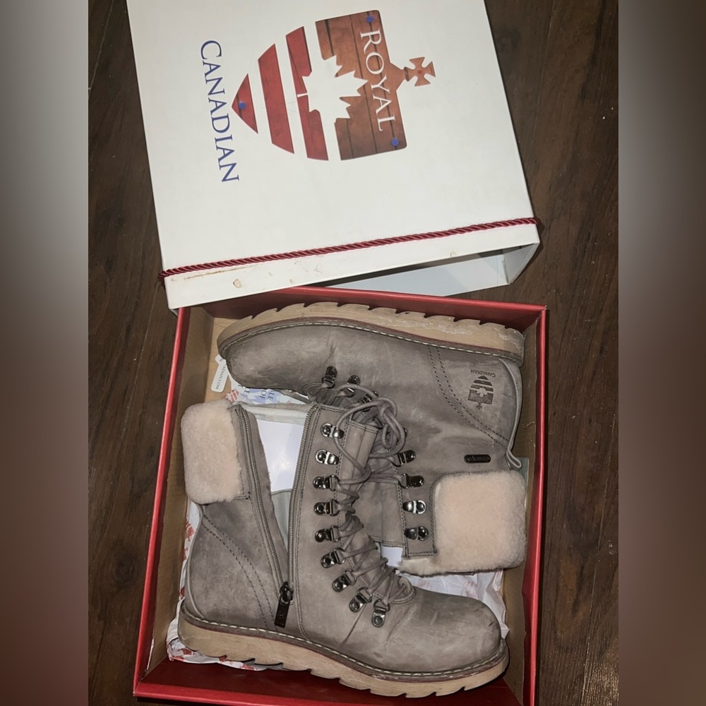 Royal Canadian Snow Boots